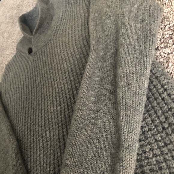 Daniele Blasi Sweater - Picture 3 of 3